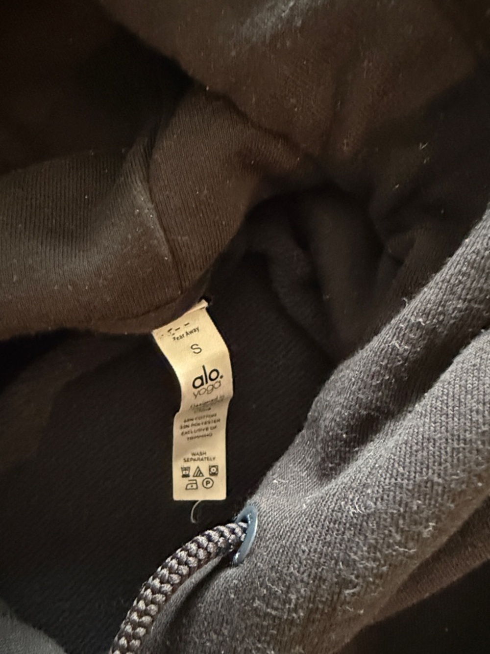 ALO Bae Black Cropped Hoodie - Picture 3 of 4
